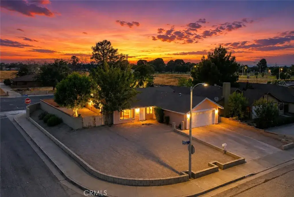 44605 Gillan Avenue, Lancaster, CA 93535 - #1