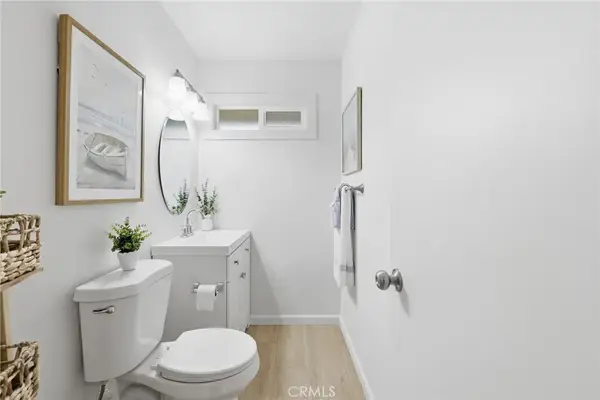 24115 Gilmore Street, West Hills, CA 91307