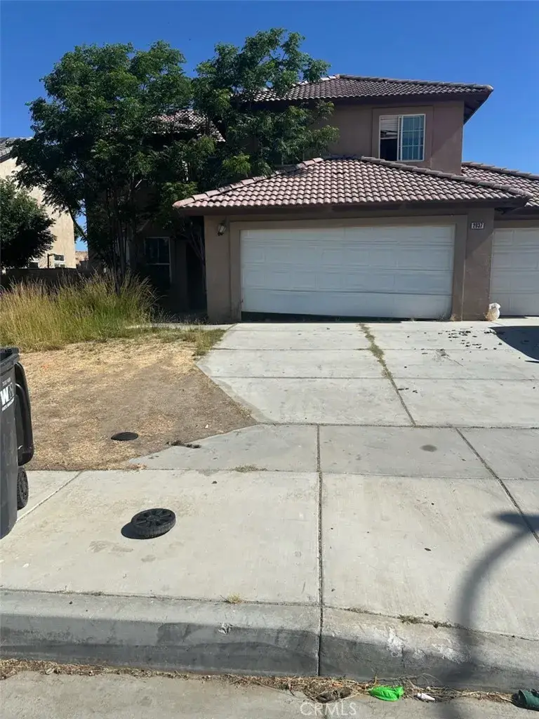 2037 E Kettering Street, Lancaster, CA 93535 - #1