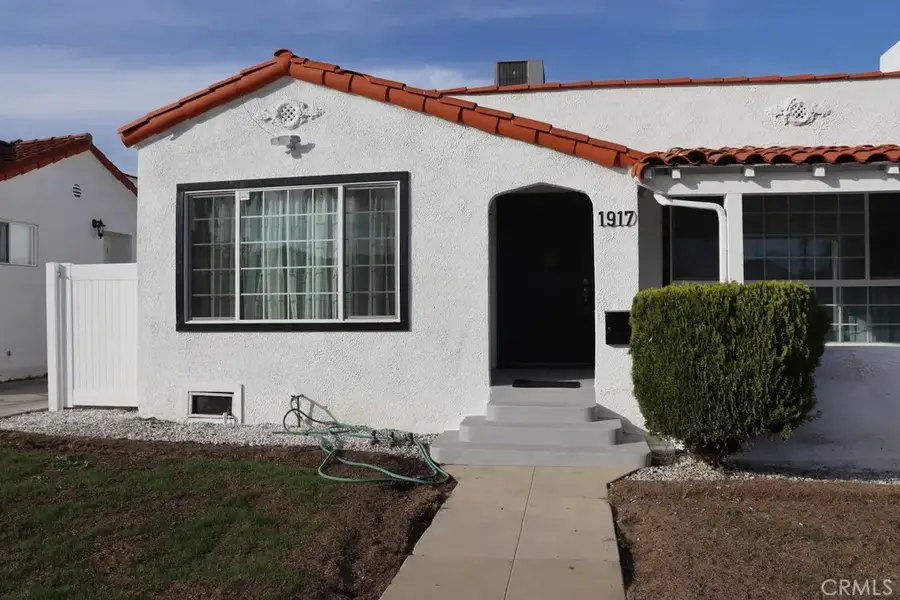 1917 W 74th, Los Angeles, CA 90047 - #3