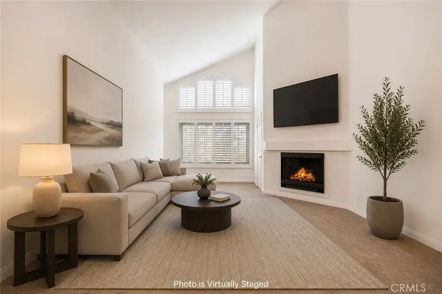 5530 Owensmouth Avenue #324, Woodland Hills, CA 91367 - #3