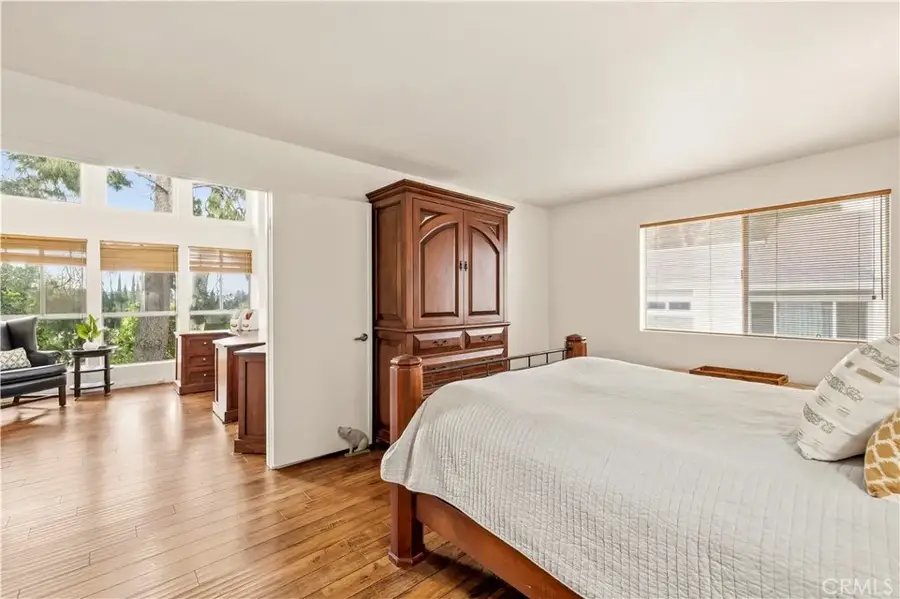 18150 Andrea Circle South #1, Northridge, CA 91325 - #2