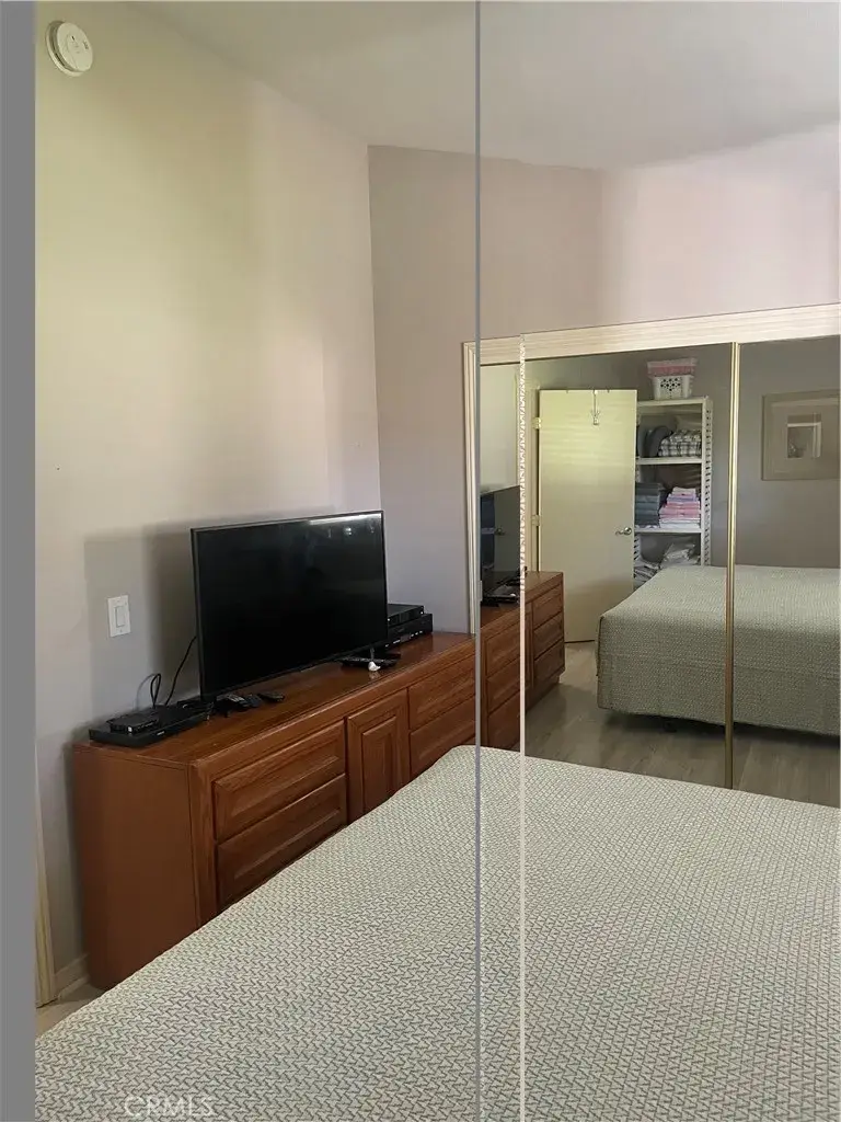 19114 Ave Of The Oaks #B, Newhall, CA 91321 - #3