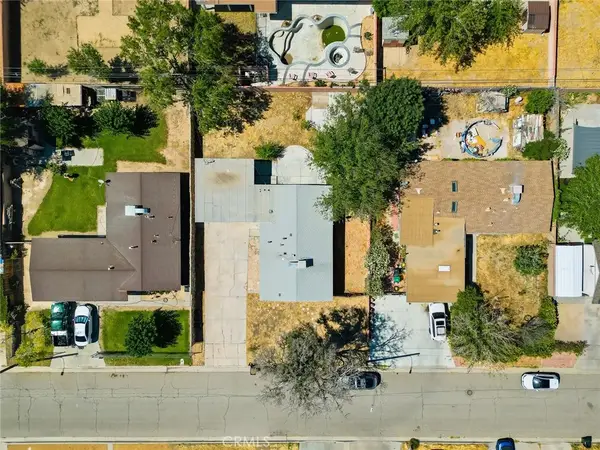 2047 W Lingard, Lancaster, CA 93536