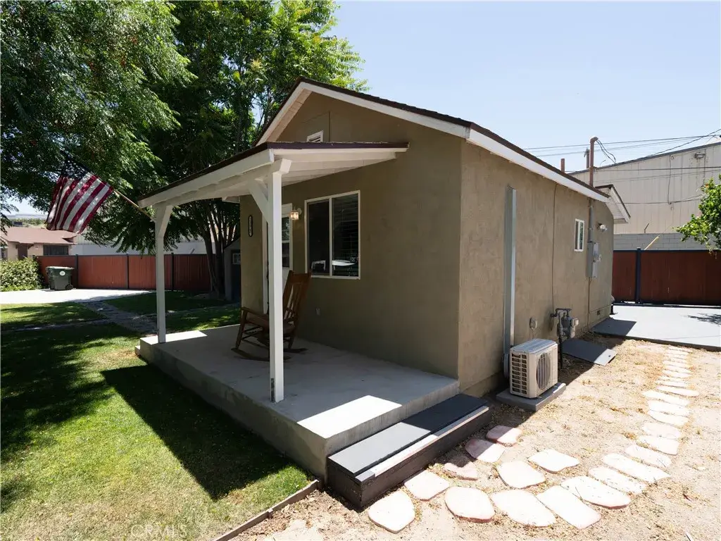 23947 Race Street, Newhall, CA 91321 - #1