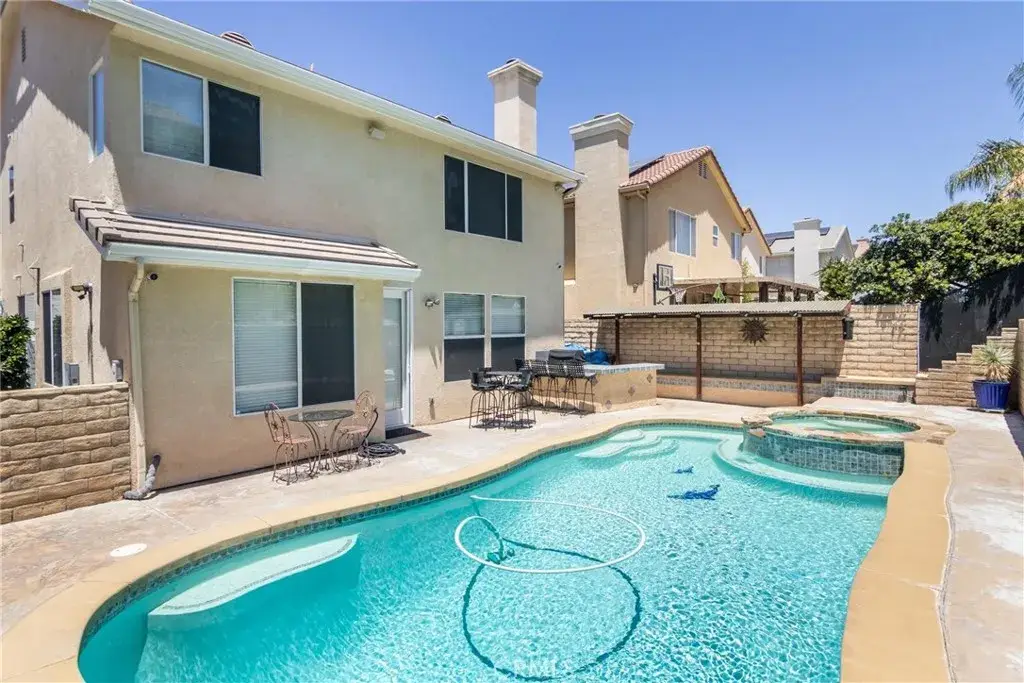 28318 Santa Catarina, Saugus, CA 91350 - #1