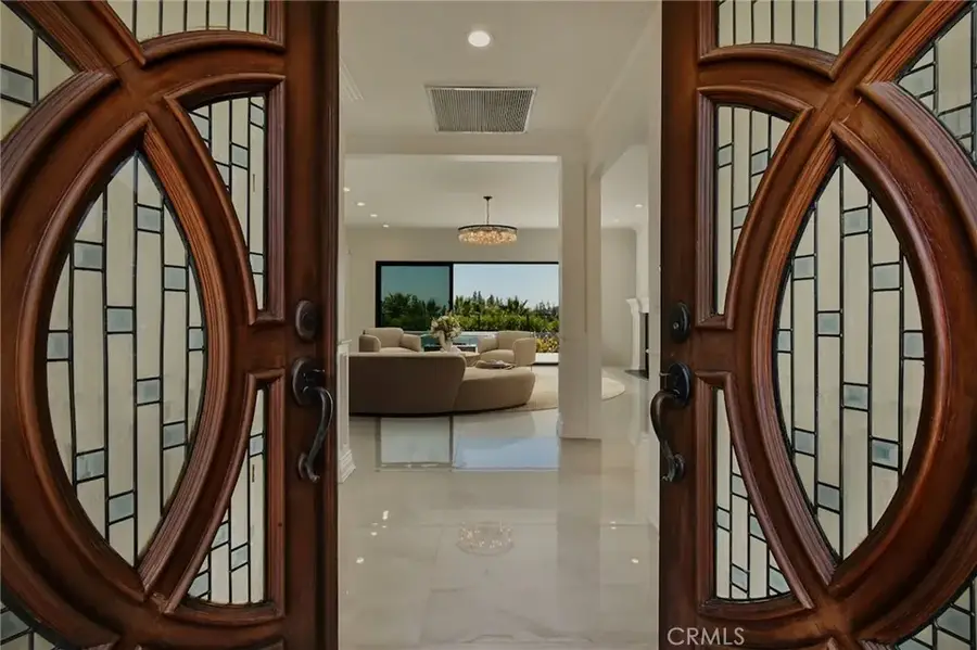 5124 Boda Place, Woodland Hills, CA 91367 - #3