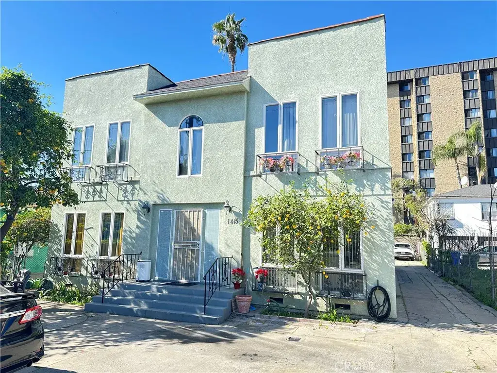 1415 N Mariposa, Los Angeles, CA 90027 - #1