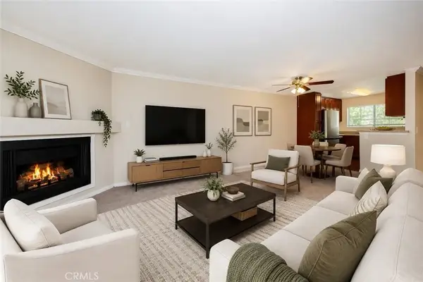 5510 Owensmouth Ave #204, Woodland Hills, CA 91367