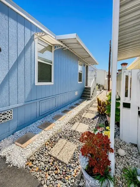 7800 Balboa Blvd. #44-A, Van Nuys, CA 91406 - #3