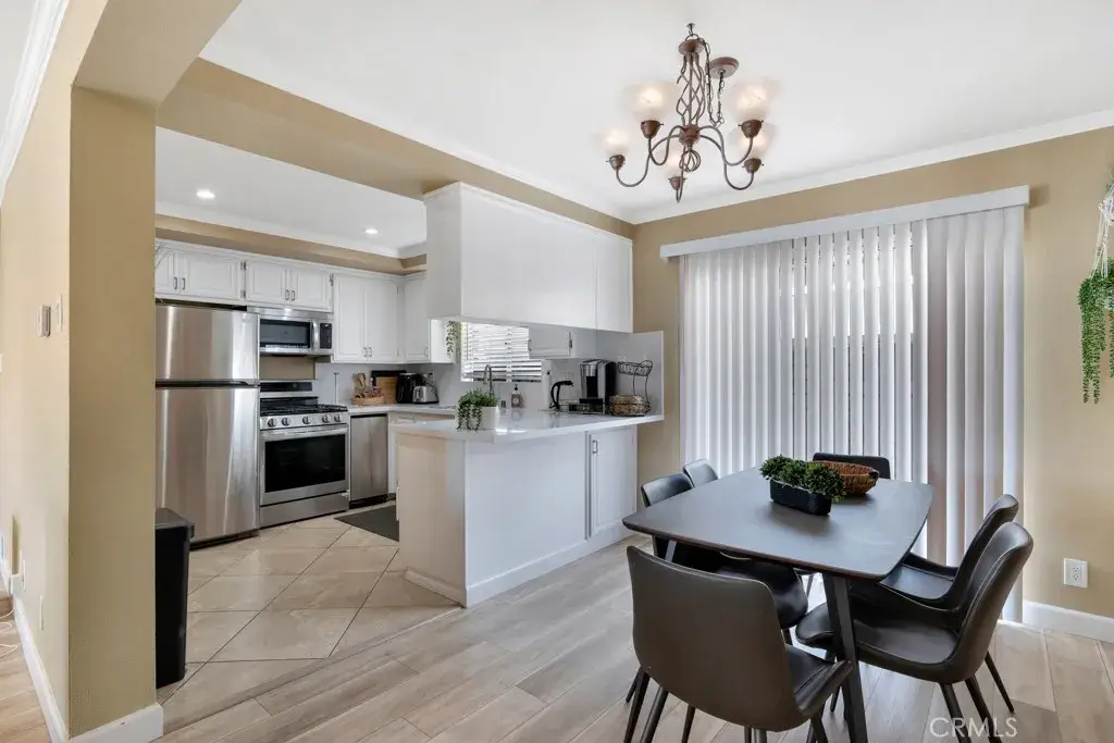753 Warwick Ave, Thousand Oaks, CA 91360 - #1
