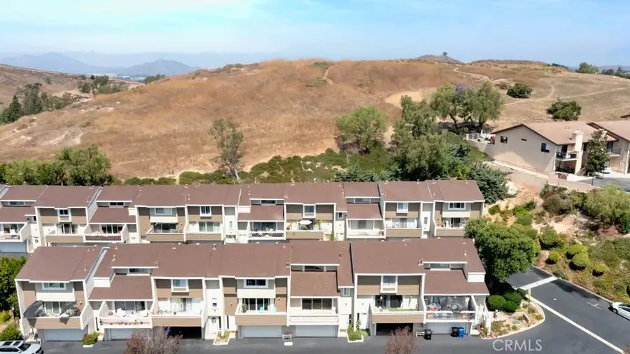 753 Warwick Ave, Thousand Oaks, CA 91360 - #2