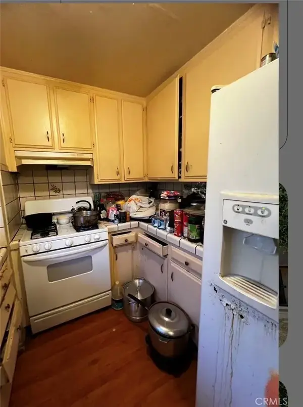 1011 W Avenue H12, Lancaster, CA 93534