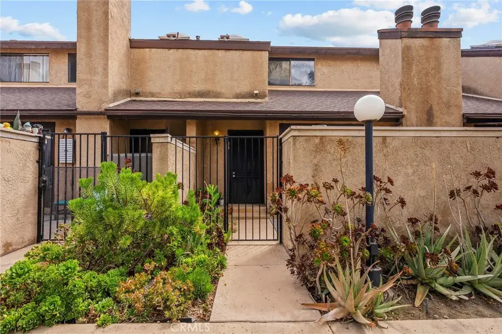 14401 Plummer, Panorama City, CA 91402 - #1