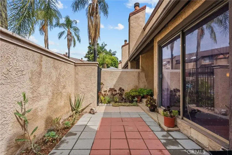 14401 Plummer, Panorama City, CA 91402 - #3