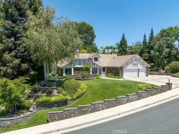 25006 Highspring Avenue, Newhall, CA 91321