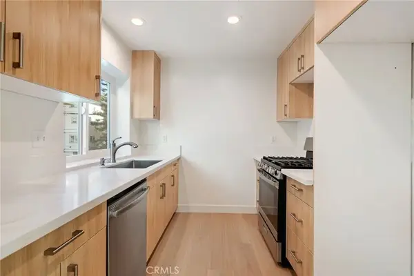 10911 Bluffside Drive #23, Studio City, CA 91604