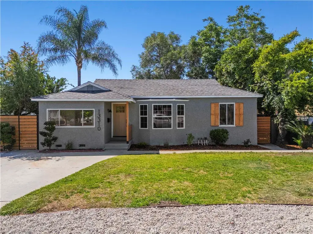 13310 Remington, Pacoima, CA 91331 - #1