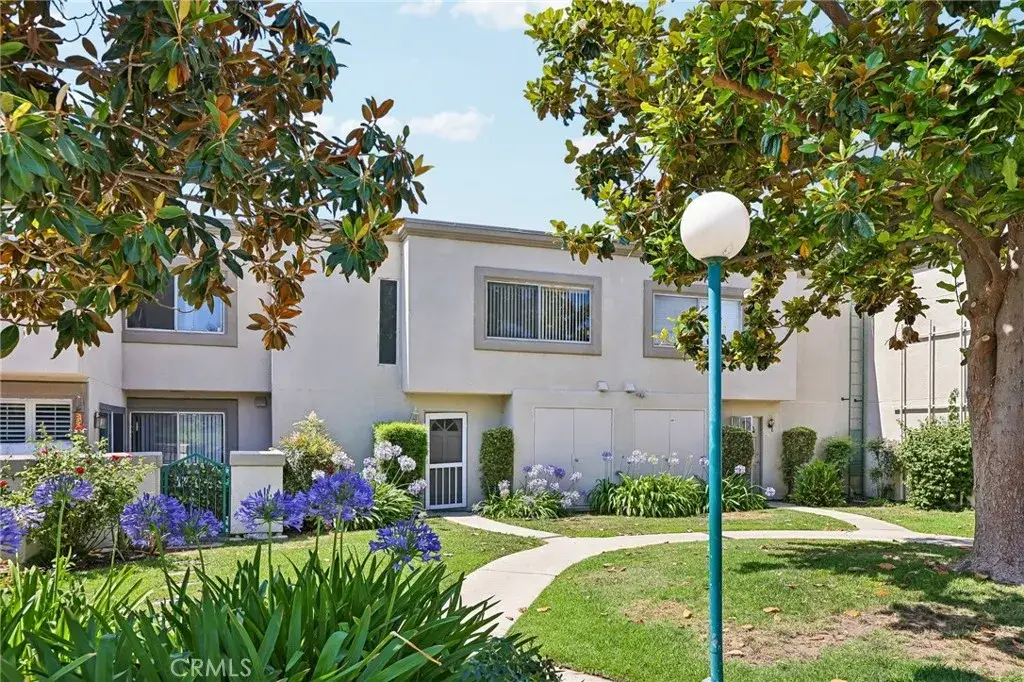 18530 Mayall Street #D, Northridge, CA 91324 - #1