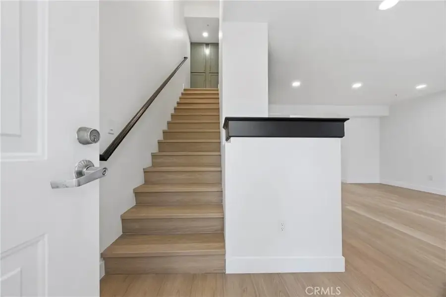 645 W Regent, Inglewood, CA 90301 - #2