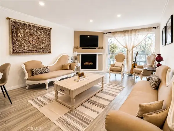 5565 Canoga Avenue #207, Woodland Hills, CA 91367