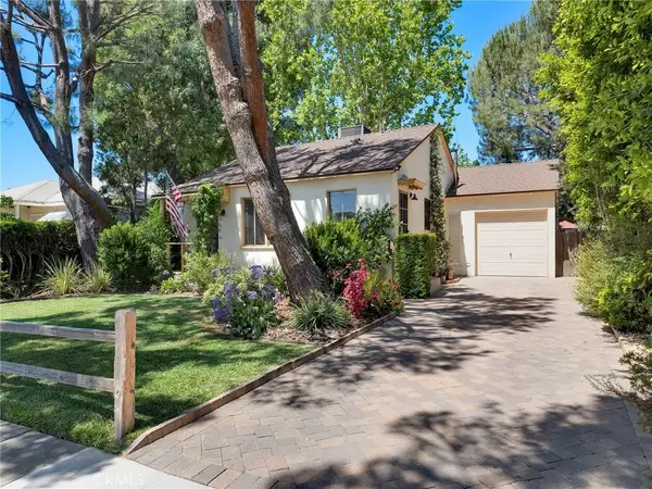 7051 Chimineas Avenue, Reseda, CA 91335