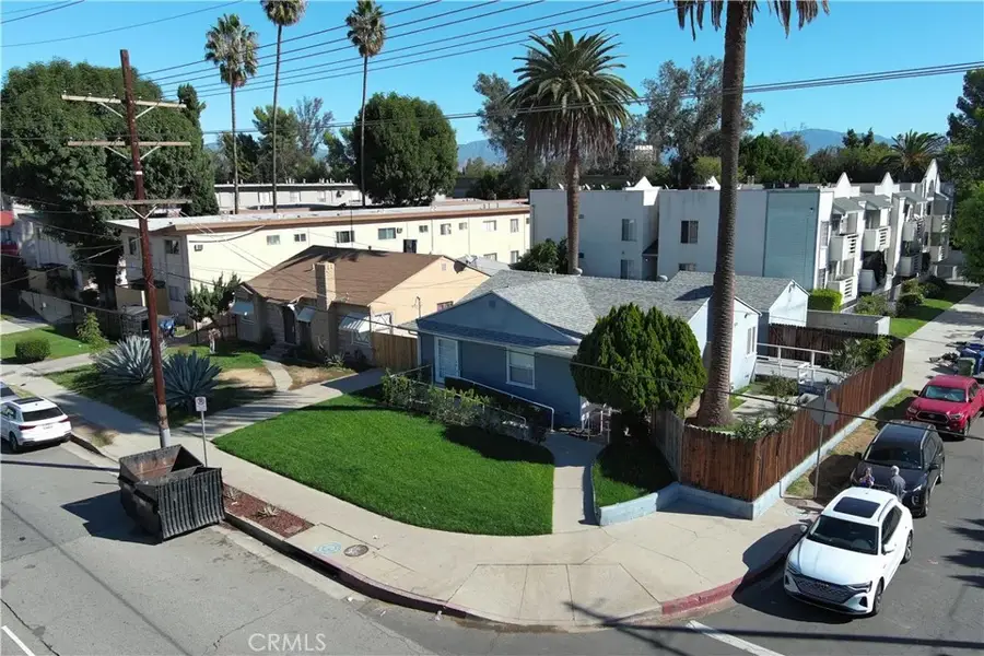 7402 Haskell, Van Nuys, CA 91406 - #2