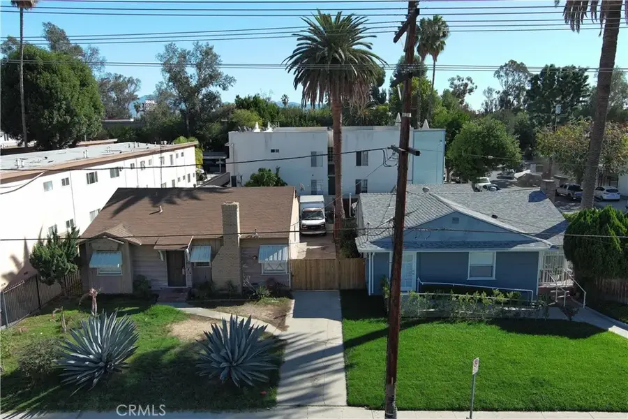 7402 Haskell, Van Nuys, CA 91406 - #3