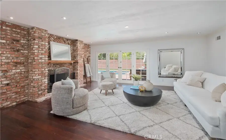 18056 Lake Encino, Encino, CA 91316 - #3