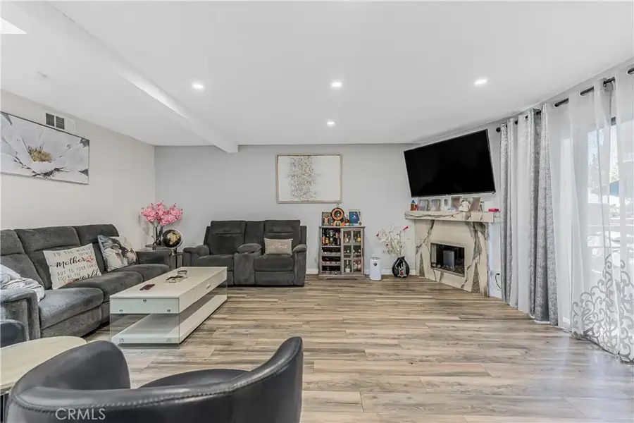 10009 Topanga Canyon Boulevard #5, Chatsworth, CA 91311 - #3