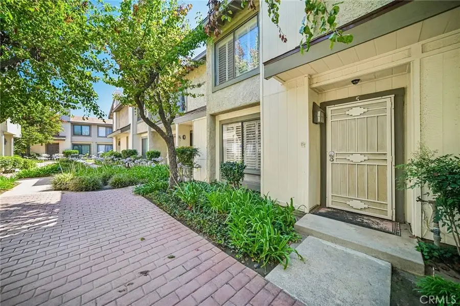 9621 Sepulveda Boulevard #5, North Hills, CA 91343 - #2