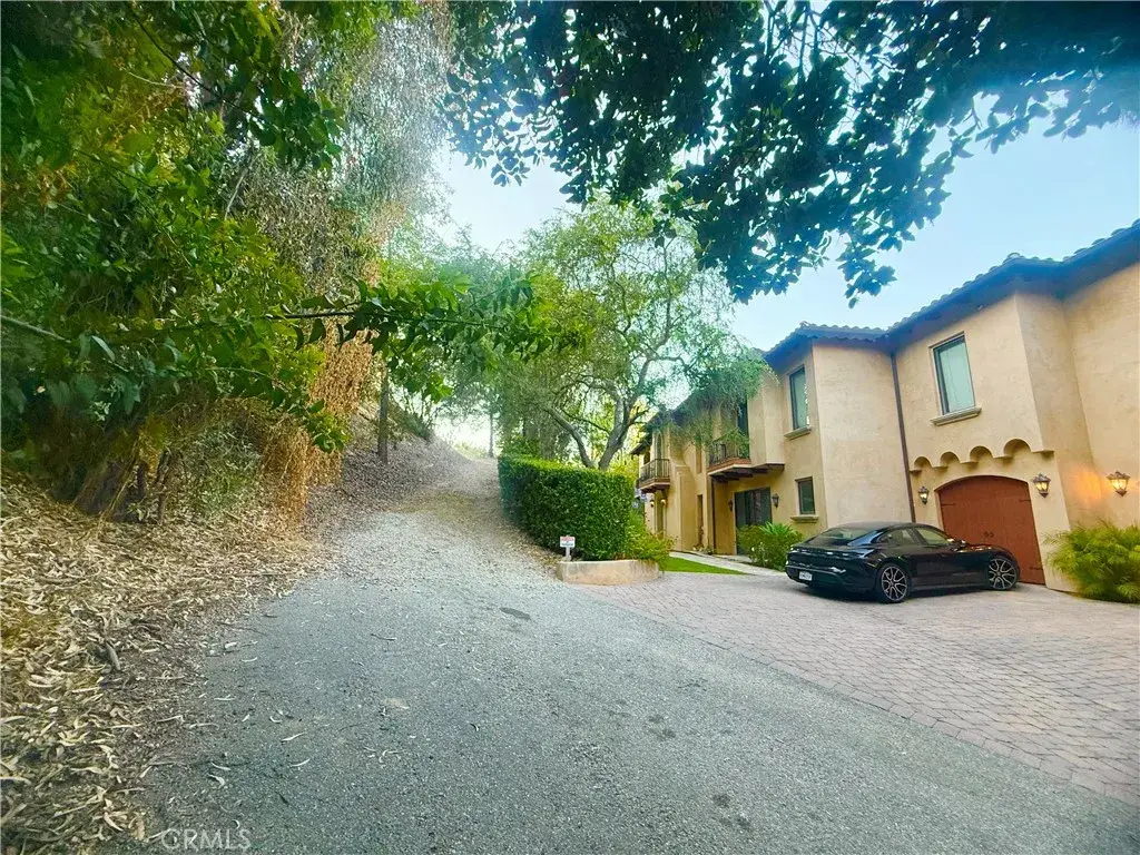 4551 Lindley, Tarzana, CA 91356 - #1