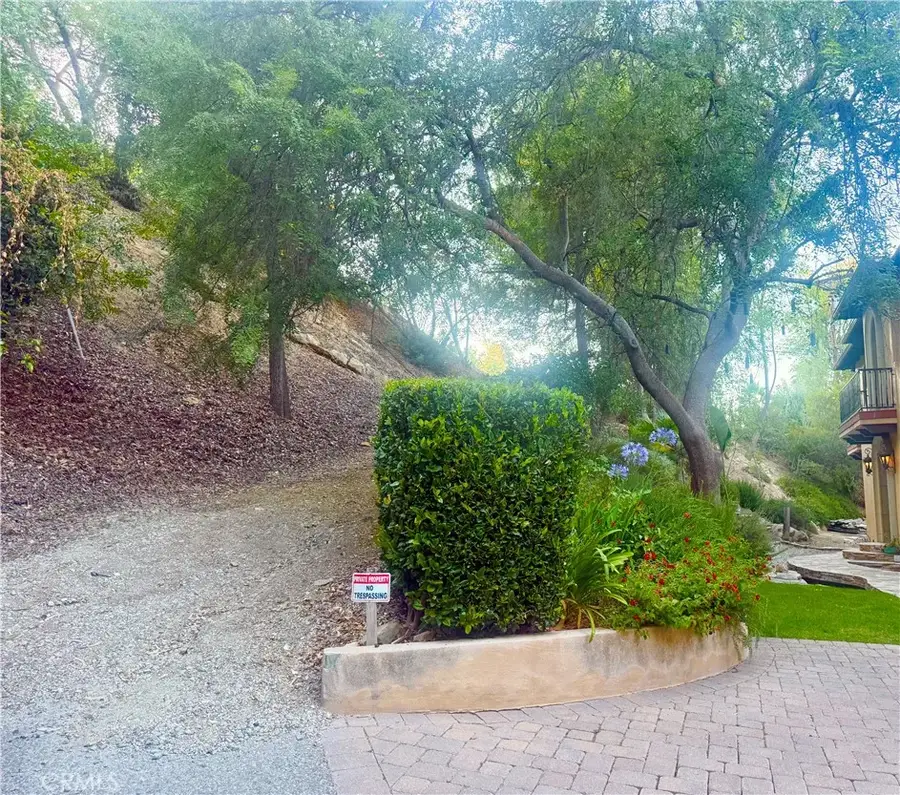 4551 Lindley, Tarzana, CA 91356 - #2