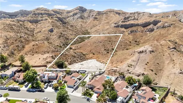 15221 Poppy Meadow, Canyon Country, CA 91387