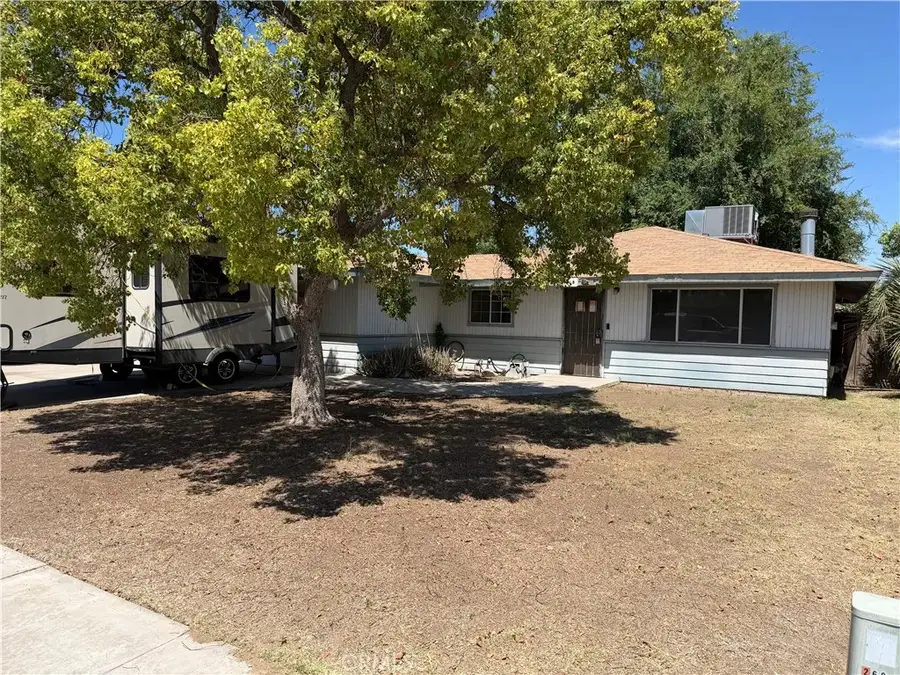 260 Fuller, Shafter, CA 93263 - #2