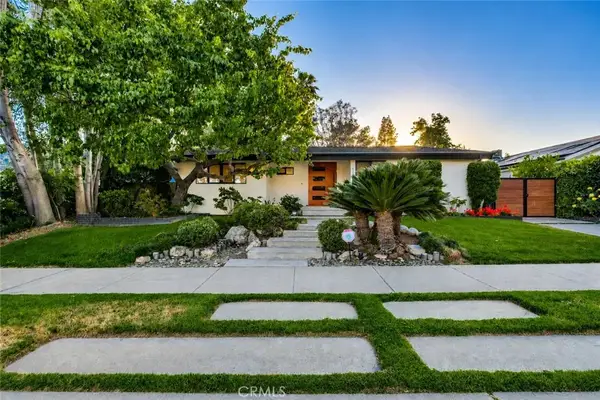 5715 Corteen, Valley Village, CA 91607