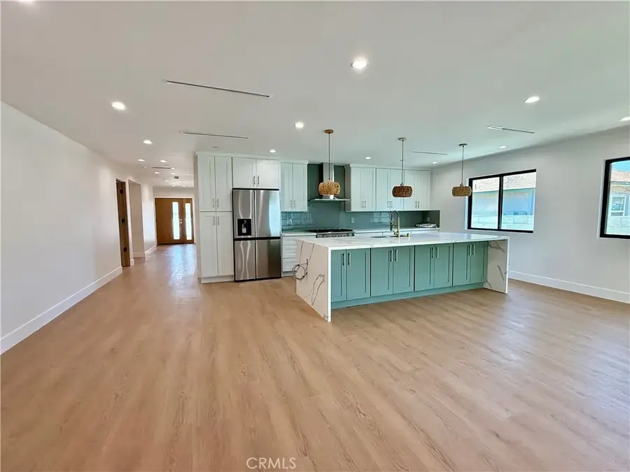 22130 Gault Street, Canoga Park, CA 91303 - #2