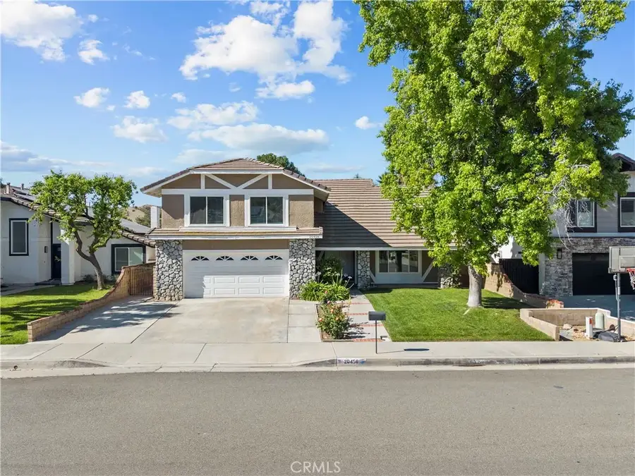 20456 Calhaven, Saugus, CA 91390 - #2