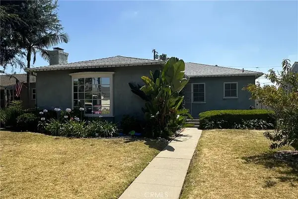 3916 Rose Avenue, Long Beach, CA 90807