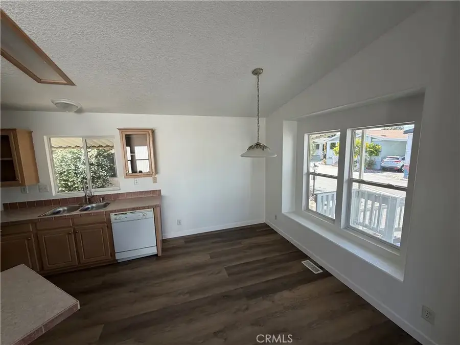 10900 Sepulveda #23, Mission Hills, CA 91345 - #2