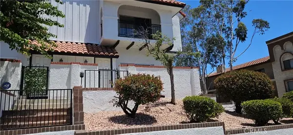 10030 Owensmouth #24, Chatsworth, CA 91311
