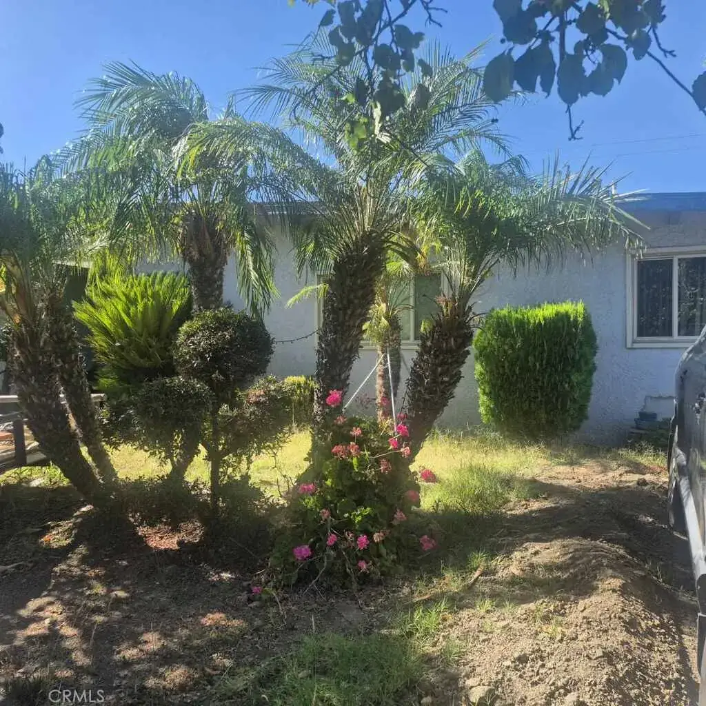 19439 Keswick, Reseda, CA 91335 - #1