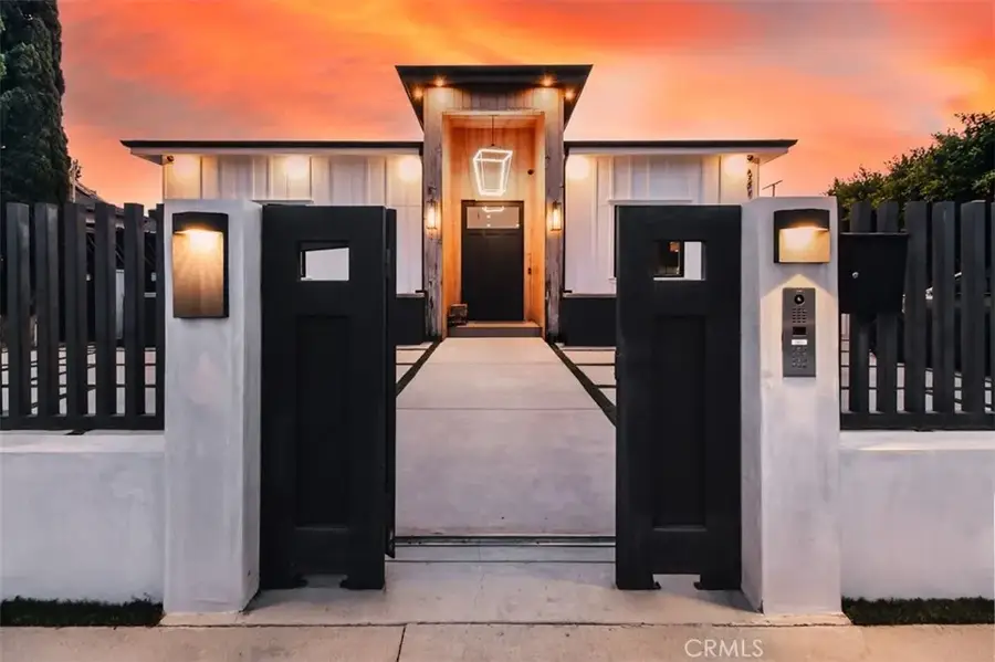 6207 Babcock, North Hollywood, CA 91606 - #2