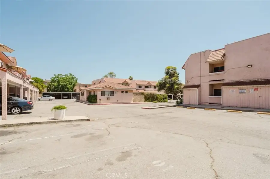 10943 Laurel Canyon #14, San Fernando, CA 91340 - #2