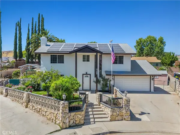 28020 Newbird Drive, Saugus, CA 91350