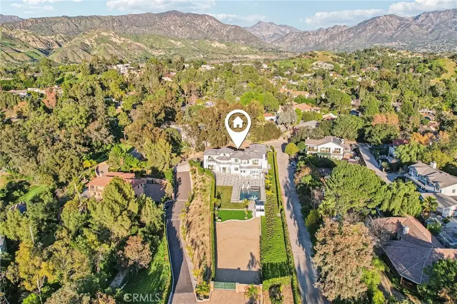 10511 Mary Bell Avenue, Shadow Hills, CA 91040 - #2