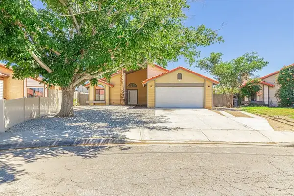 1544 E Norberry, Lancaster, CA 93535