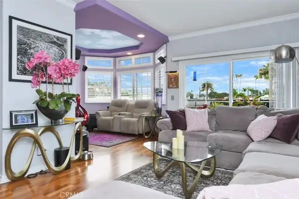 4455 Hazeltine #208, Sherman Oaks, CA 91423