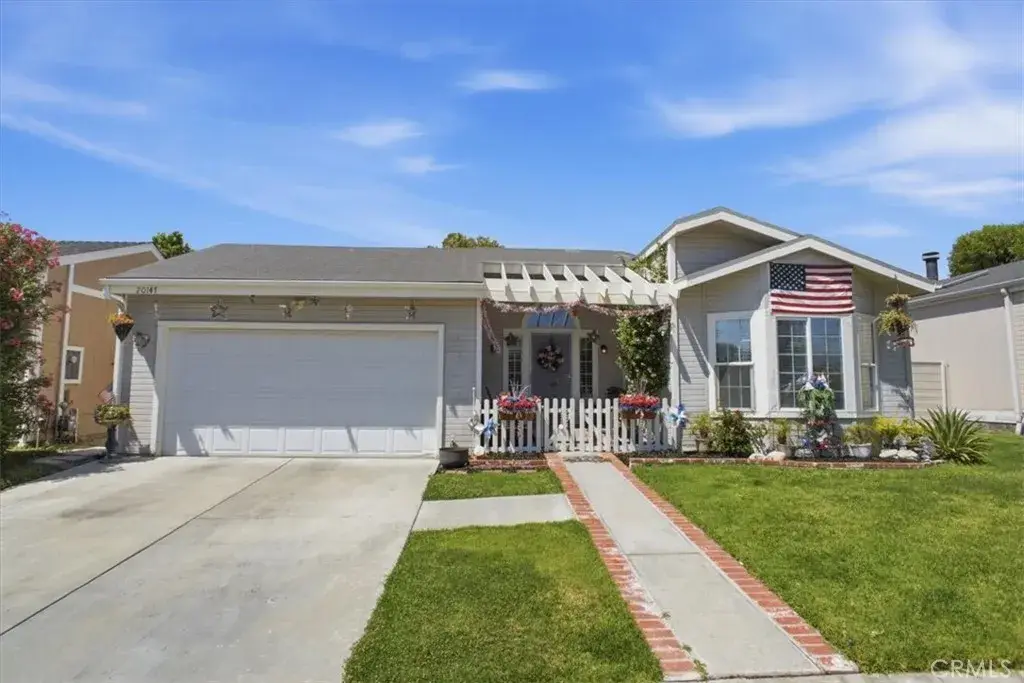 20147 Edgewater Drive, Canyon Country, CA 91351 - #1