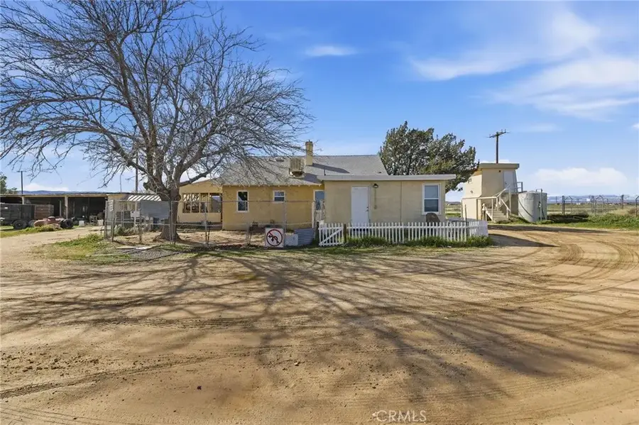 9200 W W Avenue H, Lancaster, CA 93536 - #3